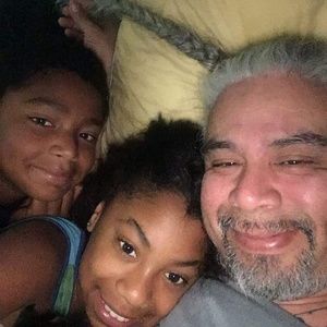 Meet your Posher, Raymond